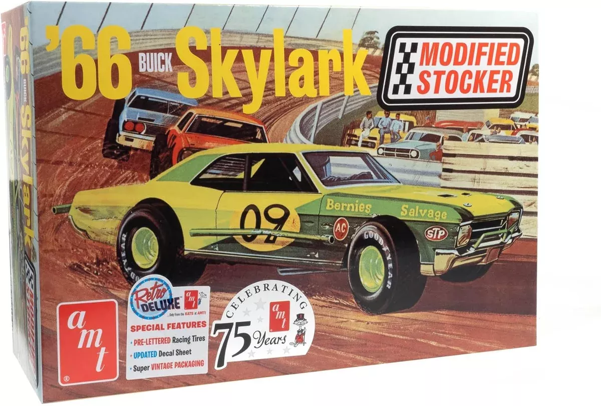 '66 Buick Skylark Modified Stocker (1/25 Scale) Plastic Vehicle Model Kit AMT1398