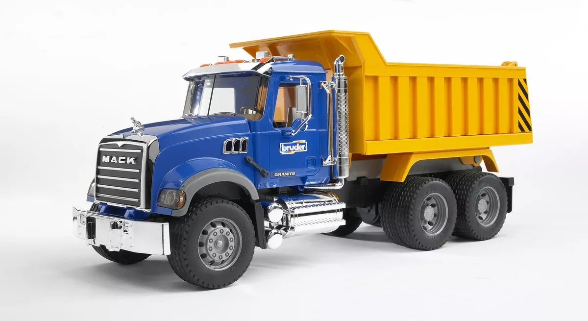 Bruder 02815 MACK Granite Dump Truck
