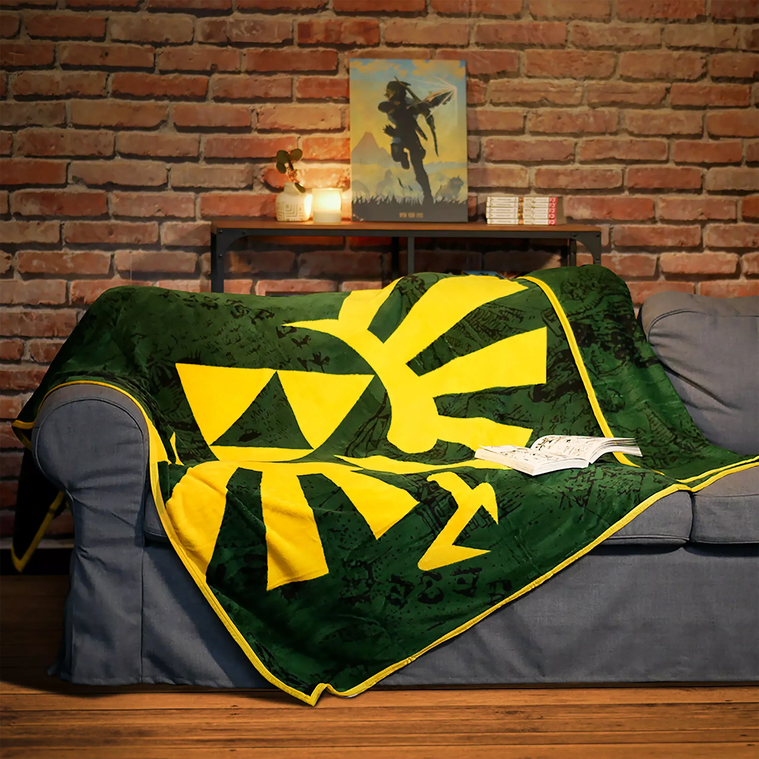 Zelda - Hyrule Logo Fleece Blanket